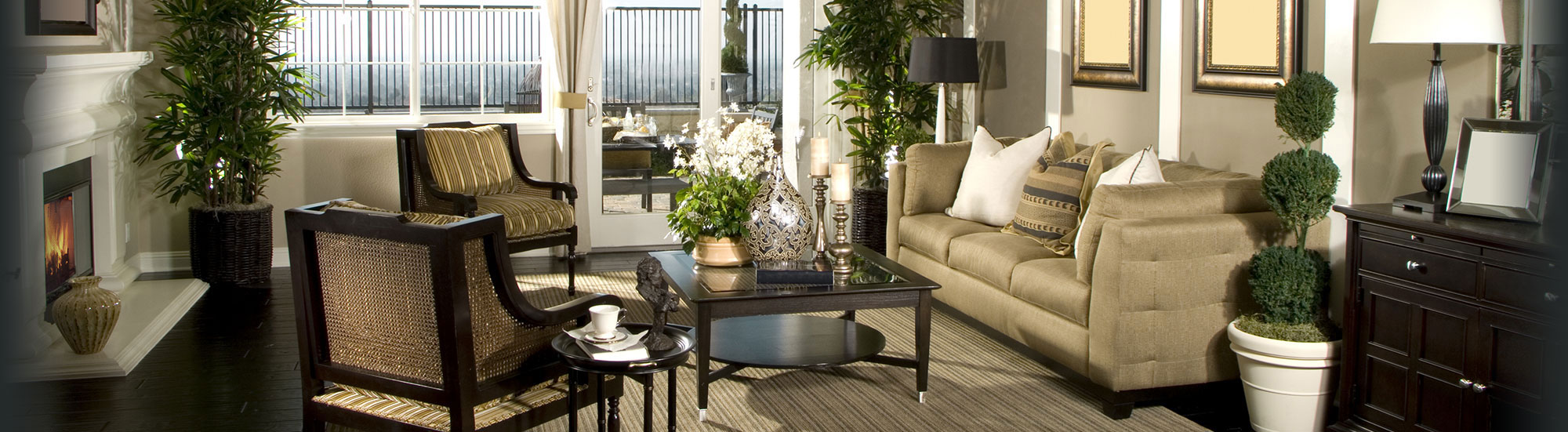 hamilton-slide-4-fade